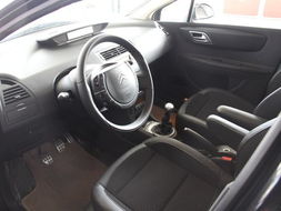 世嘉兩廂購車即享裝飾大禮，心動價10.28萬元起